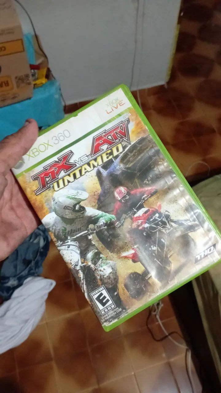 Xbox 360 com 2 controles  e 3 mil jogos no pen-drive e mais 3 no cd original debloqueado - Foto 4