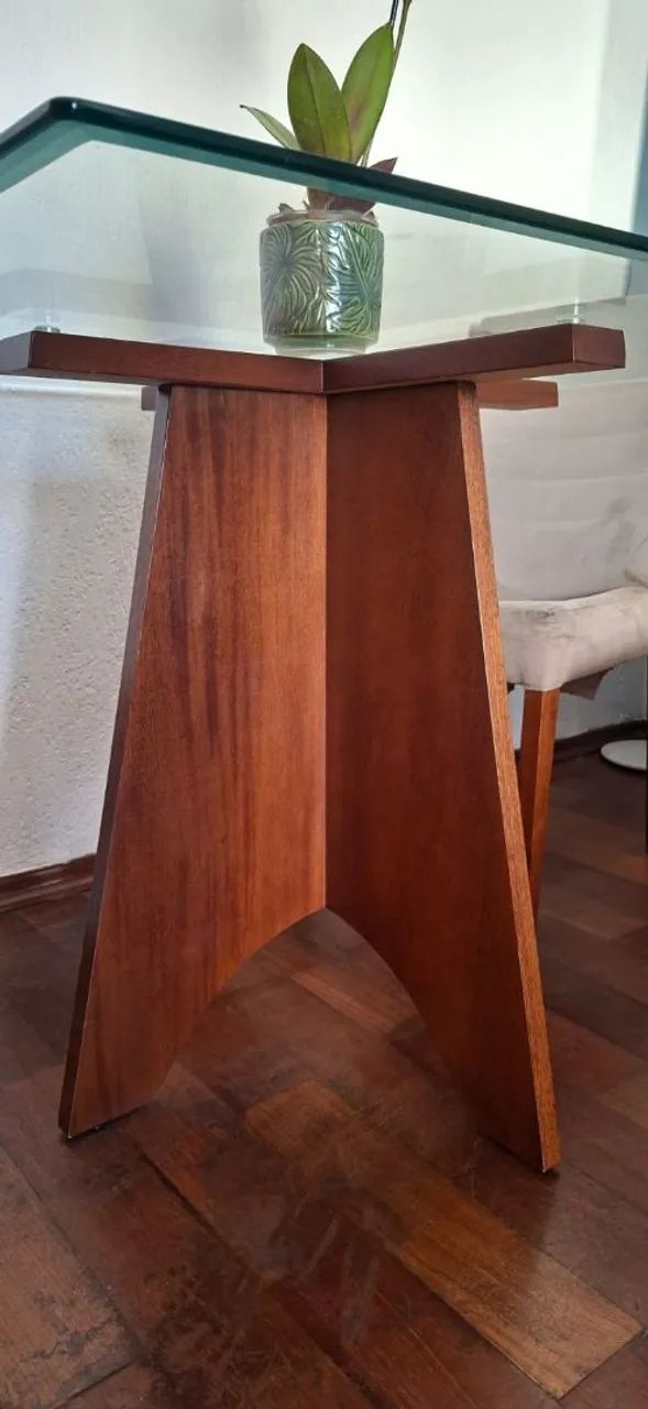 Conjunto mesa de vidro com quatro cadeiras  - Foto 3