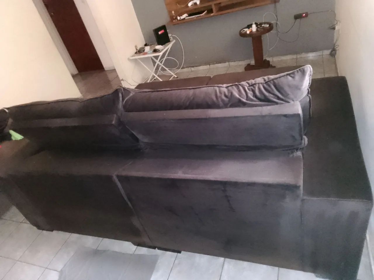 Sofá Preto 2 Lugares Reclinável e Retrátil.  - Foto 3