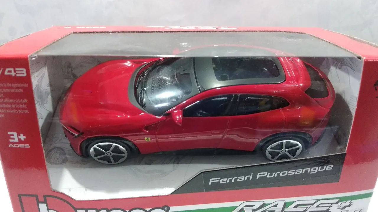 Miniatura Ferrari Purosangue 1:43 Bburago - Foto 3
