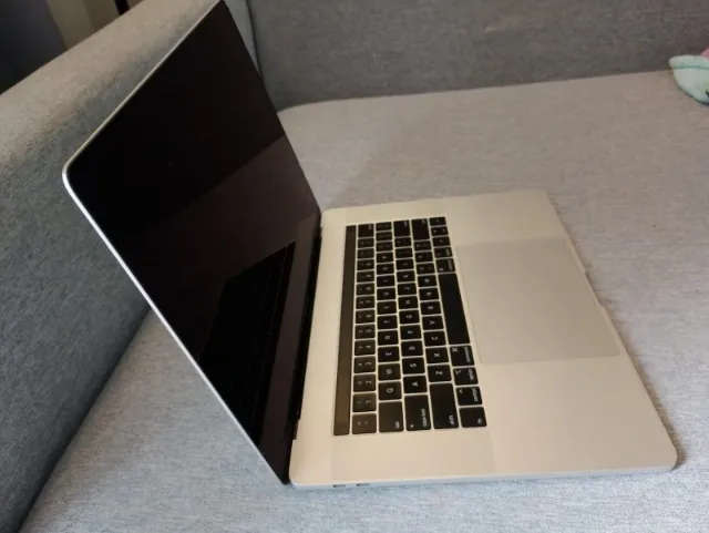 MacBook Pro 13 2020 Intel i5 | 16GB RAM | SSD 512GB | 4