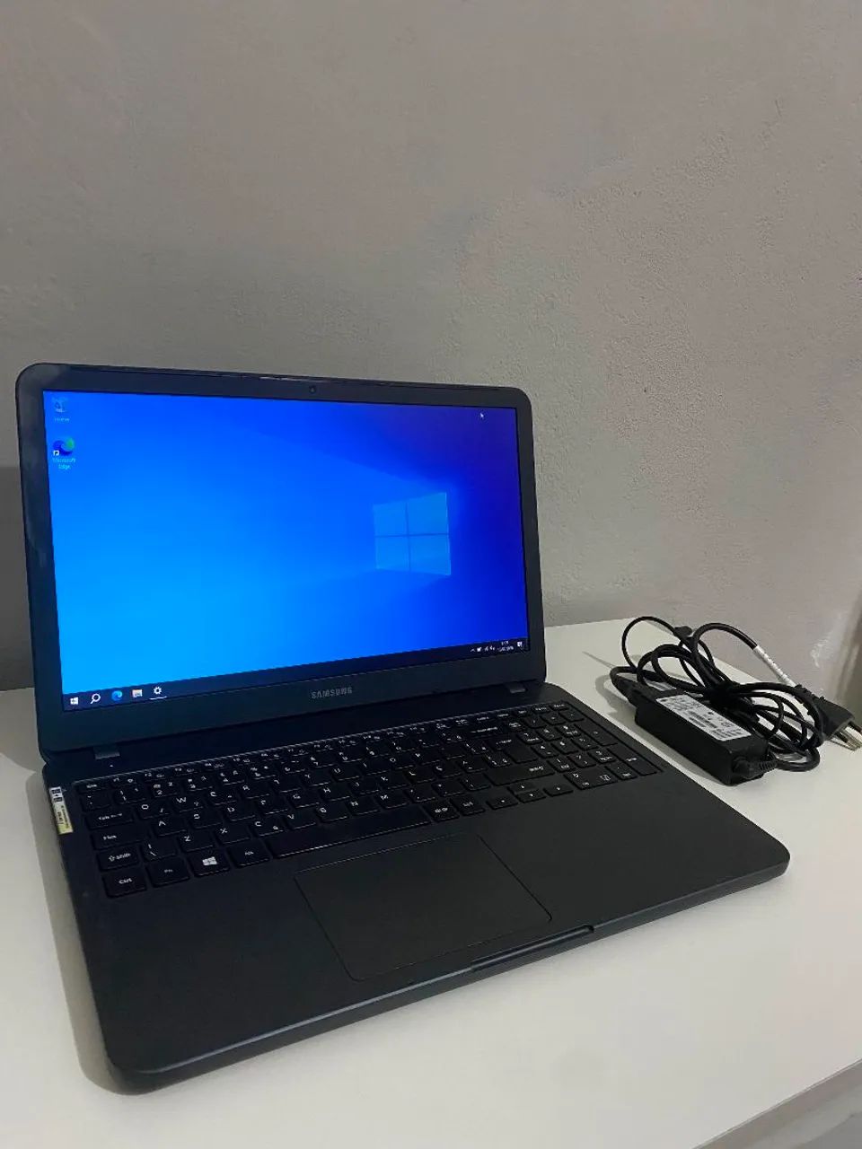 Notebook Samsung Celeron 4205U