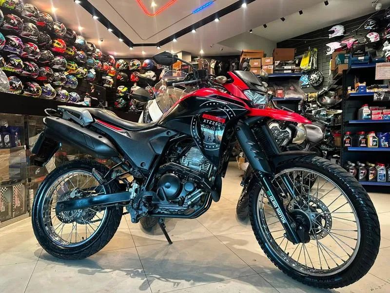 YAMAHA XTZ250 LANDER 2023