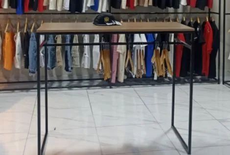 MESA EXPOSITORA 