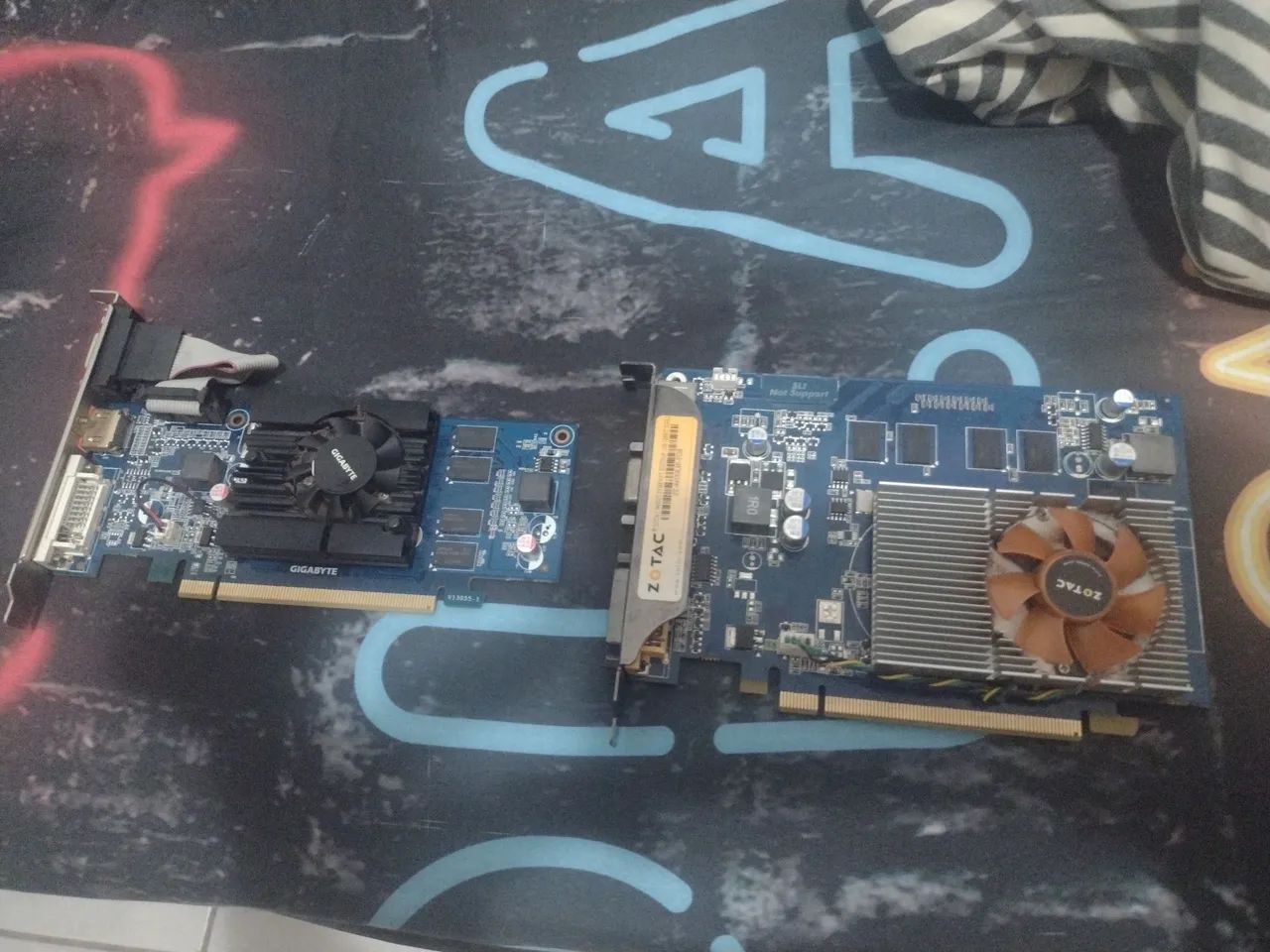 Geforce 210 + 9400gt