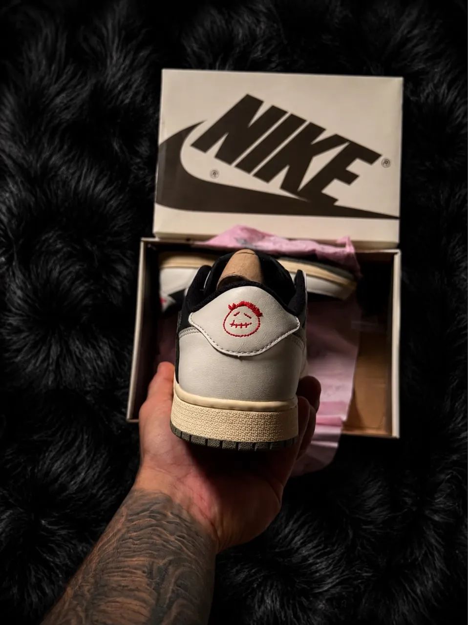 Tênis Nike Air Jordan 1 Olive  - Foto 2