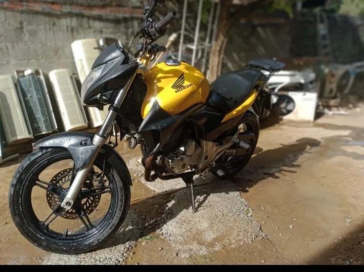 CB 300 - Foto 2