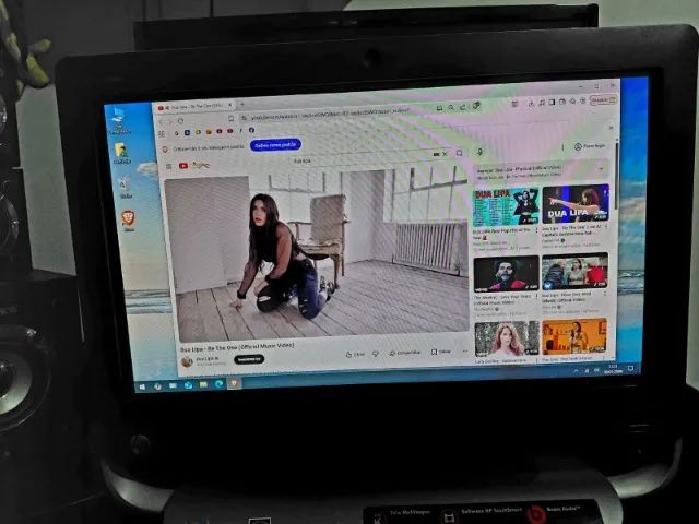 Computador All-In-One HP TouchSmart 320 PC - Foto 2