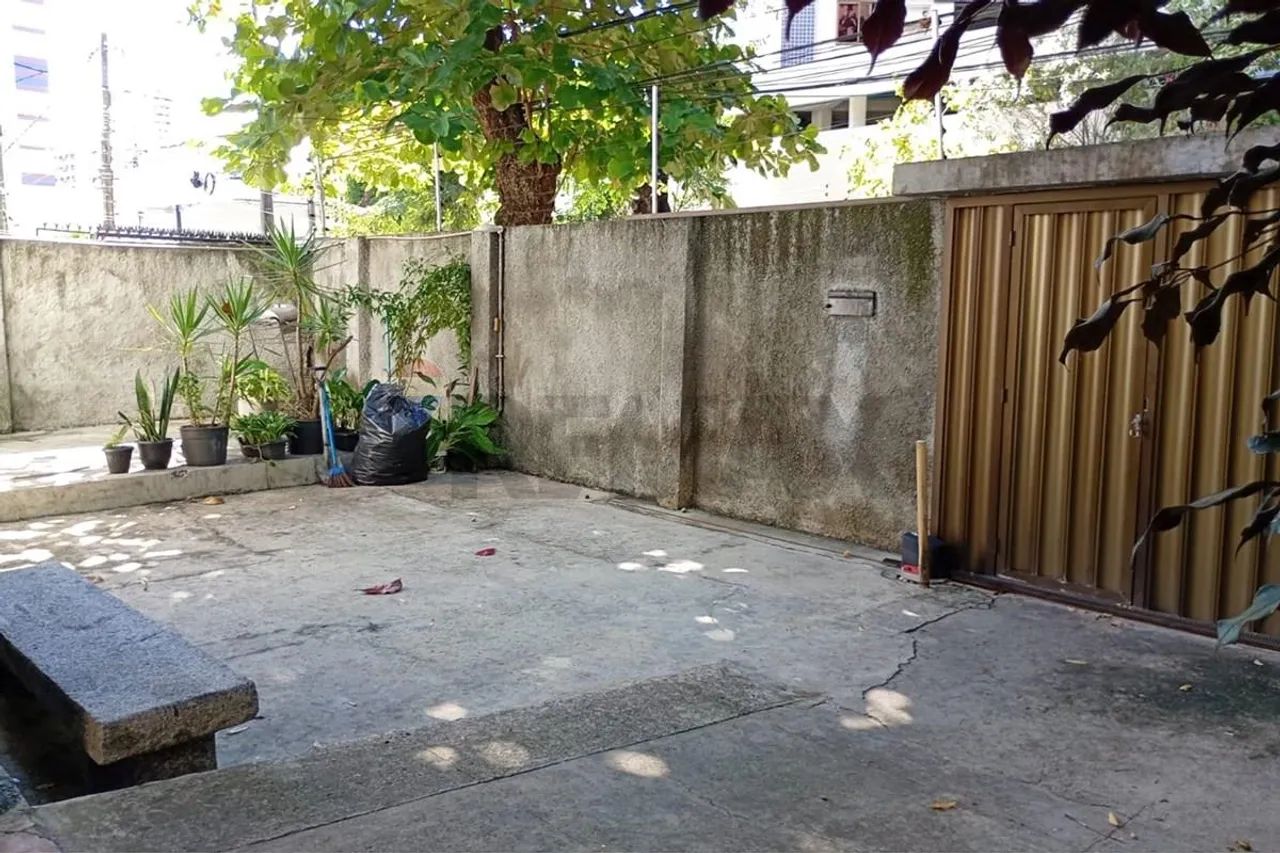 Casa Ampla na Madalena com 303m² | Residencial ou Comercial | 4 Quartos e 4 Vagas - Foto 4
