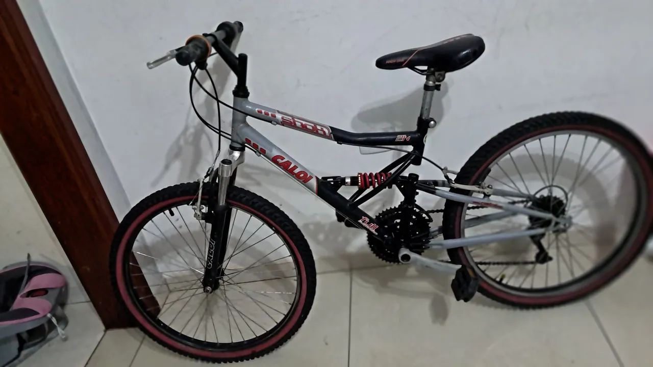 Bicicleta Aro 24 só pegar e andar - Foto 4