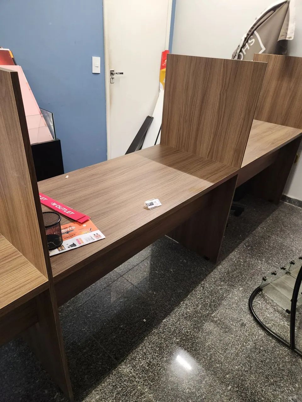 4 baías com mesa 1.20 excelente para atendimento 