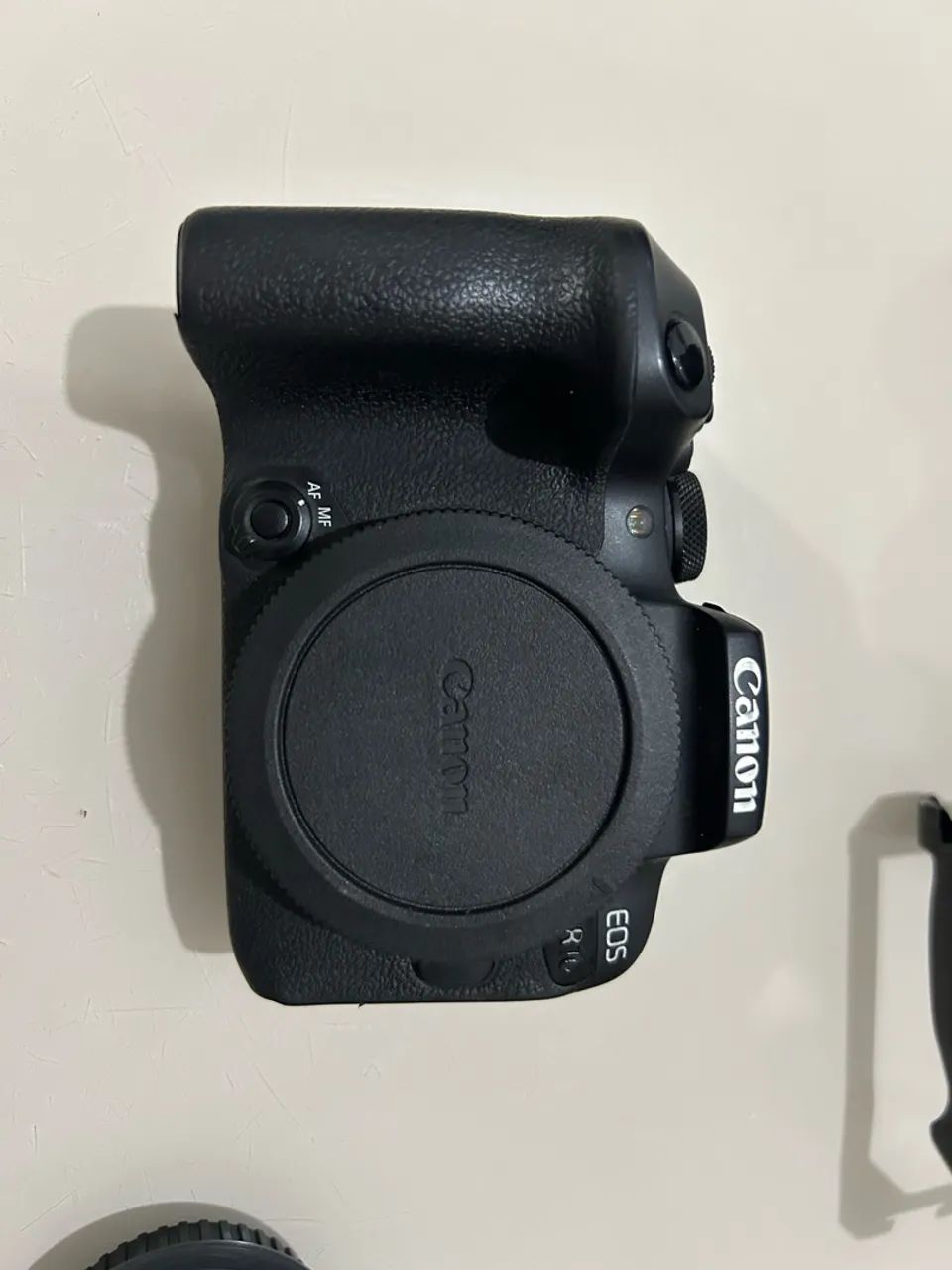 Câmera Canon R10 - Foto 2