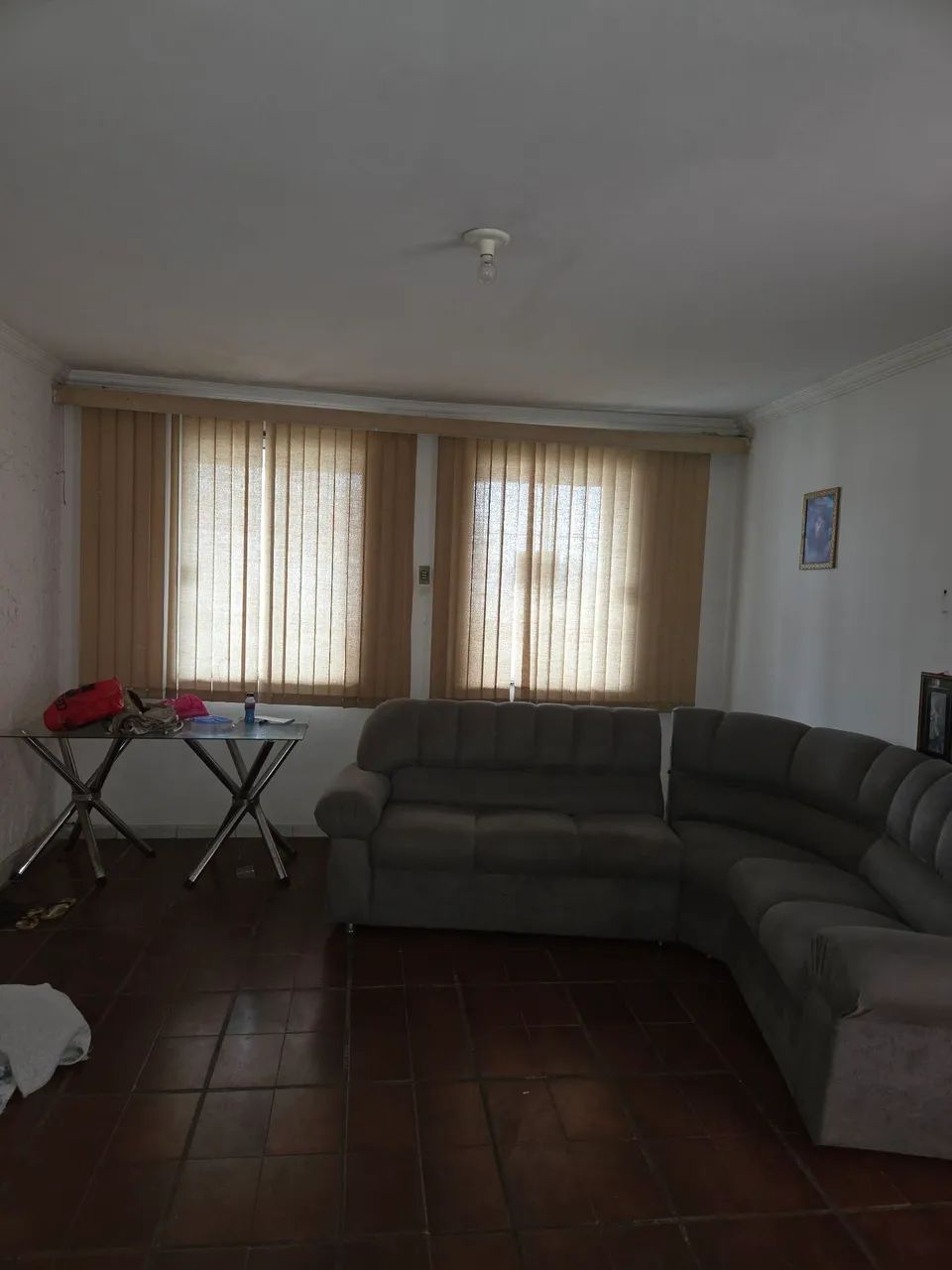 Venda de um sofá e um cofre  - Foto 2