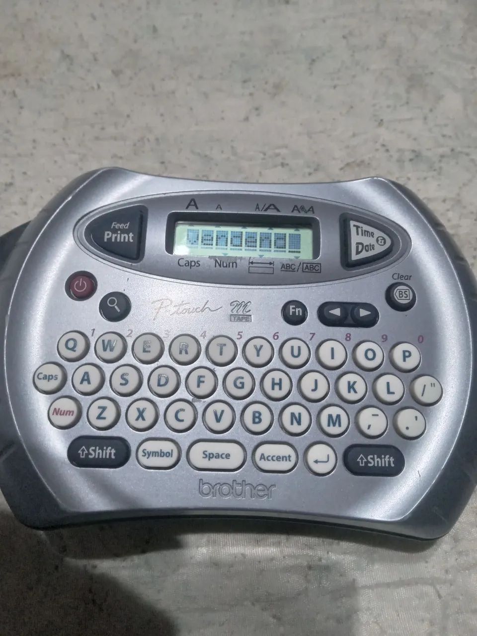 Rotuladora térmica portátil Brother P-Touch PT-70.  LEIA O ANÚNCIO  - Foto 5