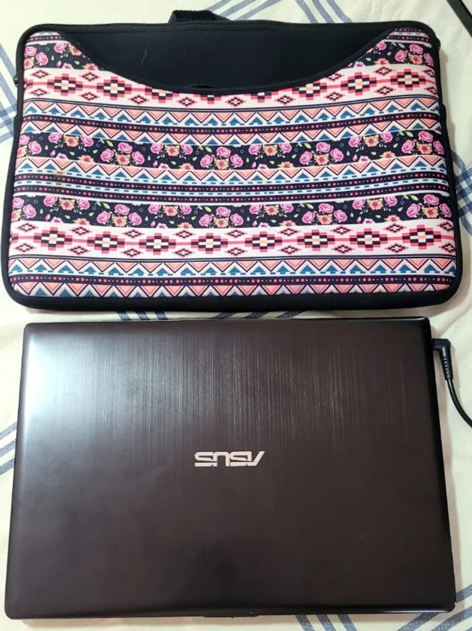 Notebook ASUS i5 Touchscreen 6GB RAM - Windows 10 - Usado, Funcionando Perfeitamente - Foto 2