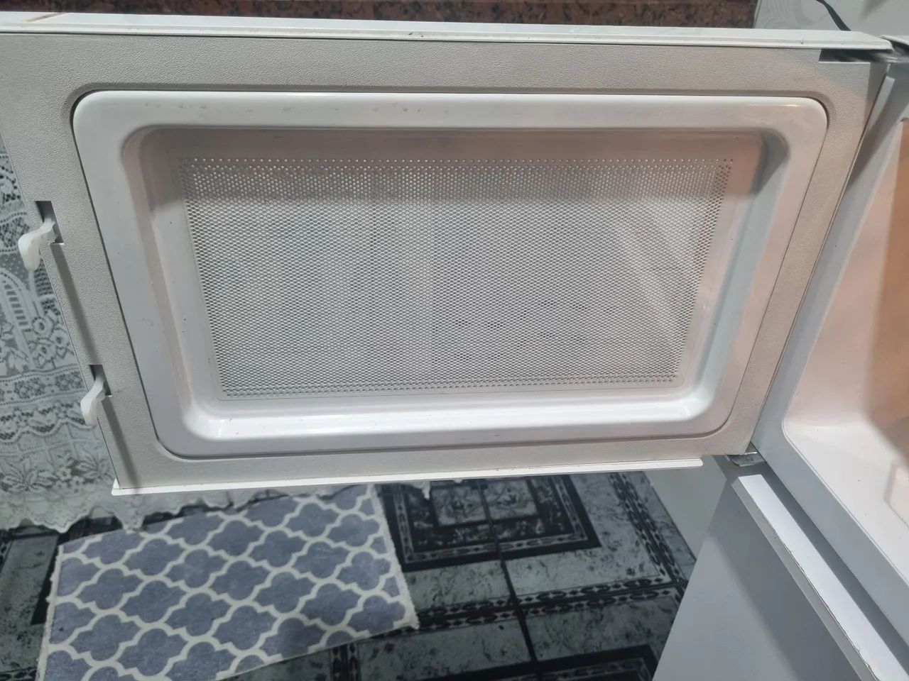 Vendo 1 microondas seminovo  - Foto 2
