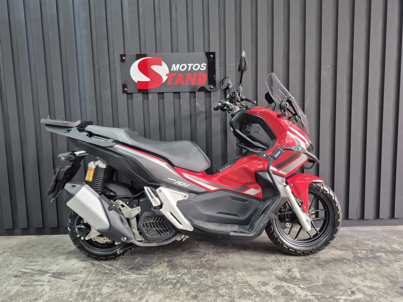 Honda ADV 700 cc 