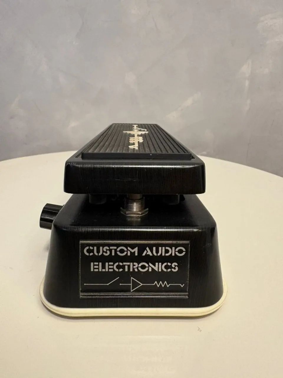 Pedal Wah Dunlop CAE MC404 - Instrumentos musicais - Areal
