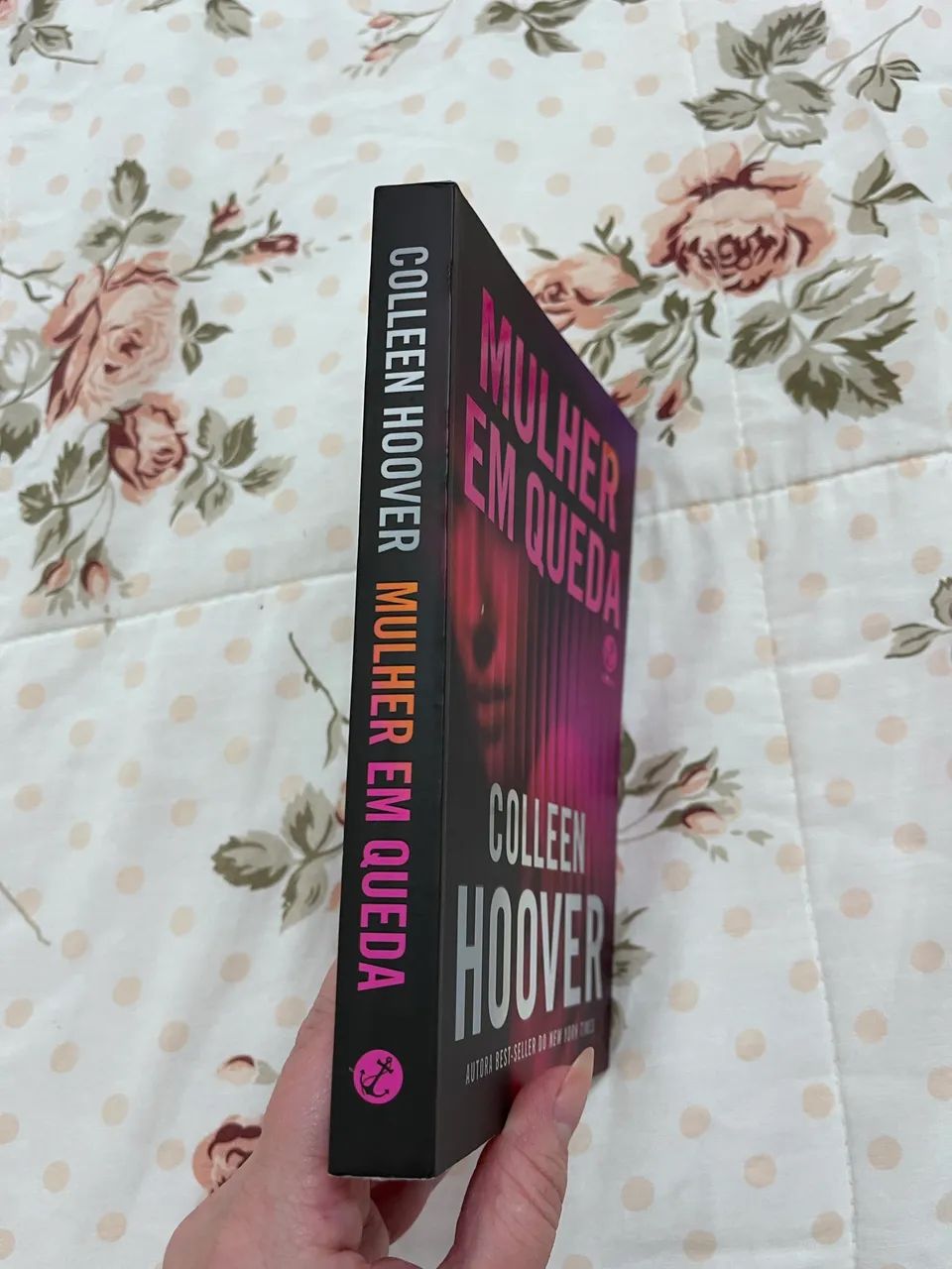 Livro Colleen Hoover  - Foto 5