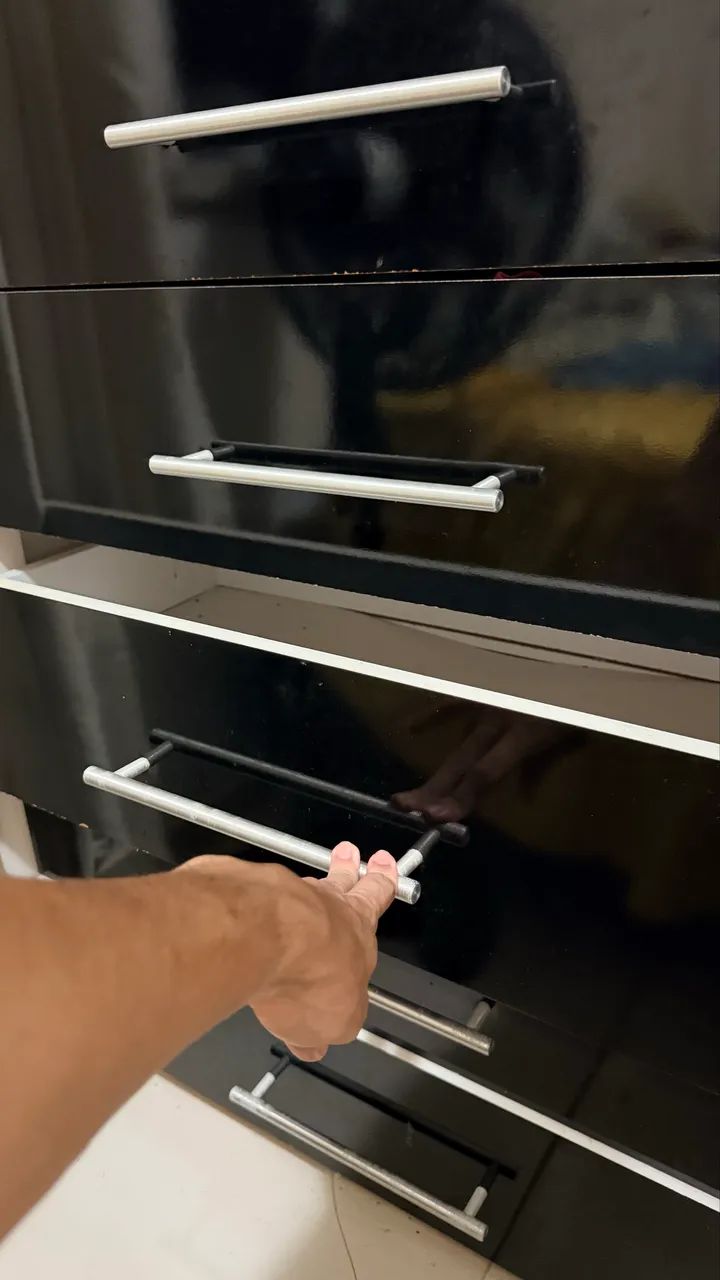 Cômoda com gavetas  - Foto 2