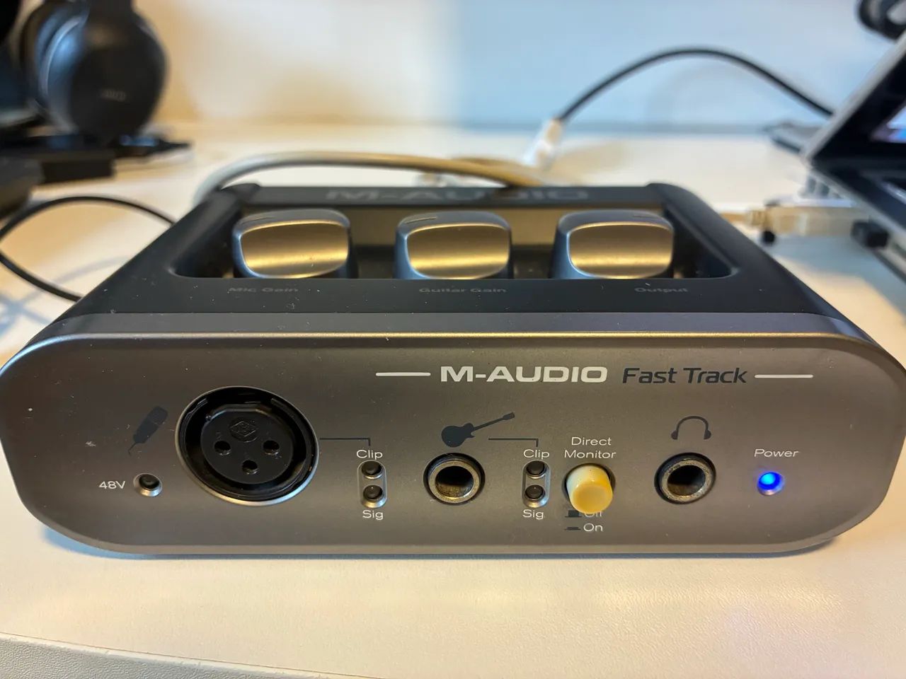 Interface de áudio M-Audio Fast Track