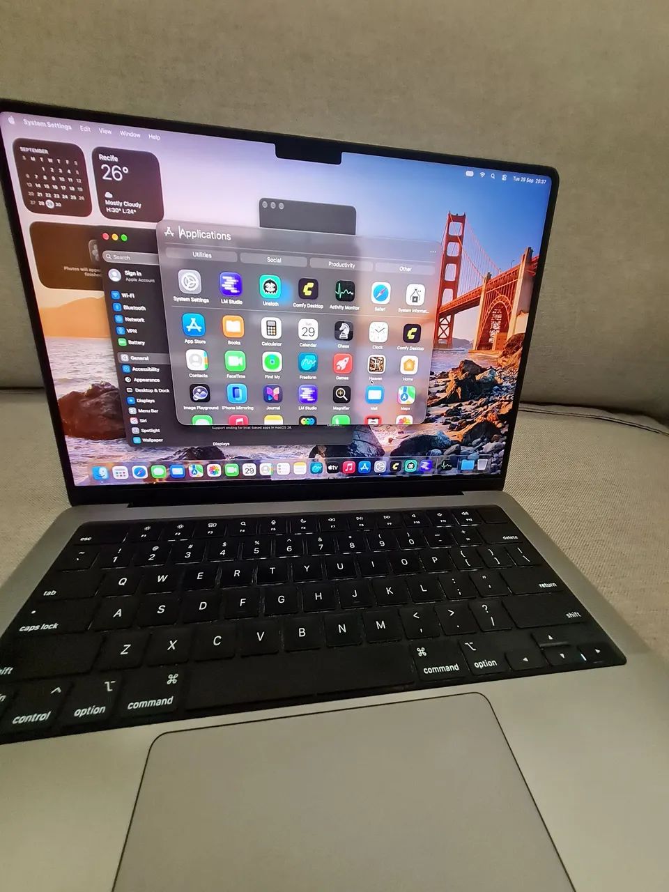 Macbook PRO M1 - Processador M1 PRO -16GB com 512GB Armazenamento