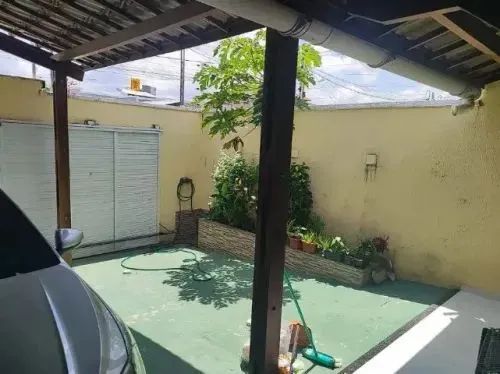 Casa padrão bengui  com piscina 
