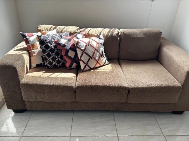 Sofa retratil + rack c/painel + pufe - Foto 2