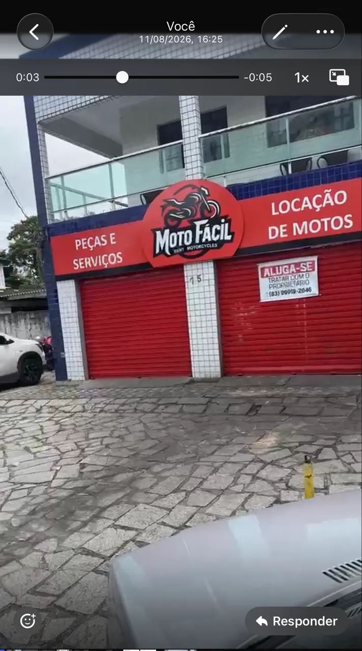 Prédio comercial na principal 