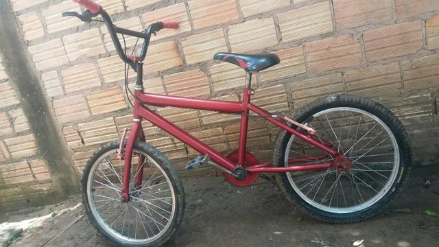 Bik Cross