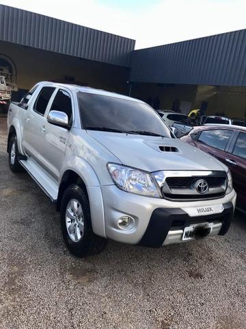 Toyota HILUX SRV 4x4 diesel automática - Foto 2