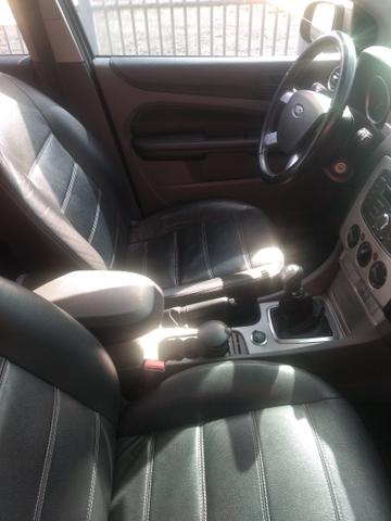 Focus 1.6 Hatch - Foto 3