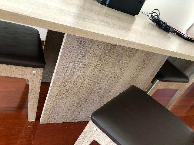 Mesa de Jantar com 4 Cadeiras Novíssima - Foto 4