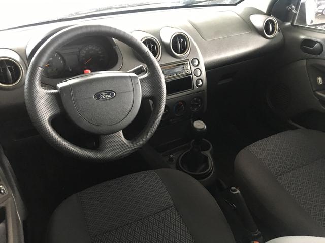 Fiesta Sedan impecável !!!!! 16900 - Foto 4