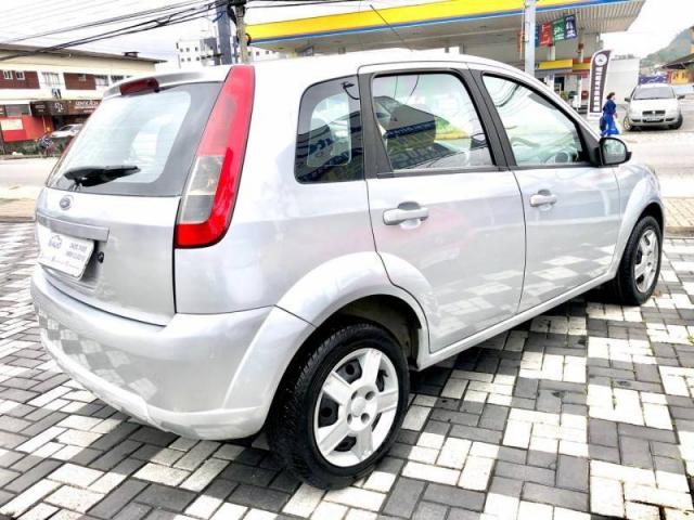 FIESTA 2010/2011 1.0 MPI HATCH 8V FLEX 4P MANUAL - Foto 2