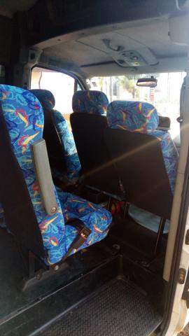 Vendo Van com linha escolar em Valinhos - Foto 5