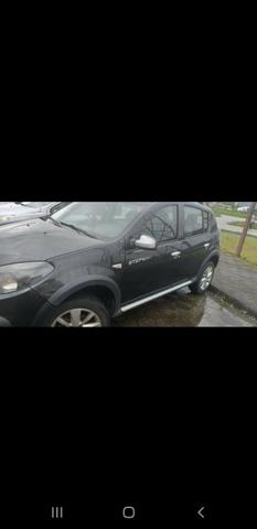 Sandero Stepway preto 1.6 8 válvulas ano 2013 - Foto 3