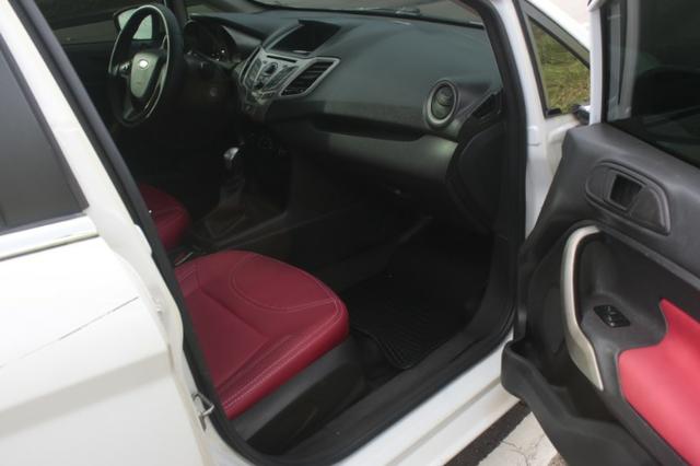 Ford Fiesta Hatch SE - Excelente estado - Foto 8