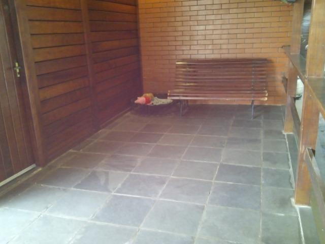 Ótima casa com piscina c/ 02 quartos - Foto 3