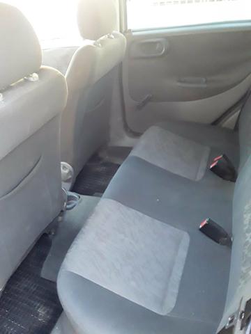 Corsa Sedan 2005 - Foto 7