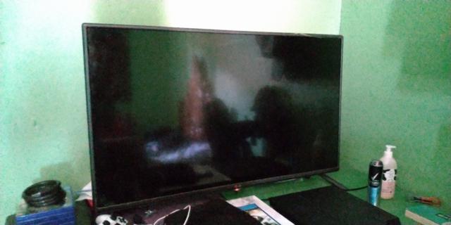 Tv LCD LG 42" Não é Smartv