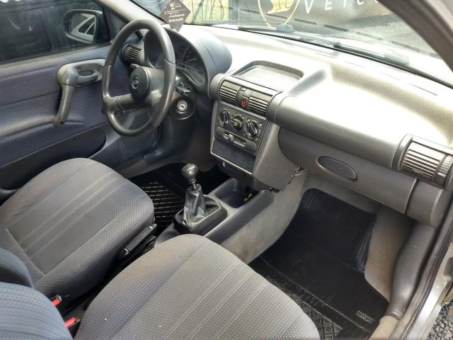 Corsa sedan Super 1.0 8v ano 1998 - Foto 12