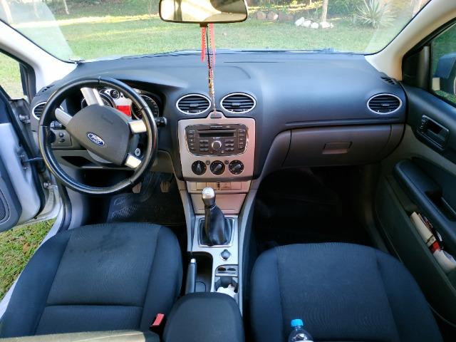 Ford Focus 1.6 GLX 2011 - Foto 8