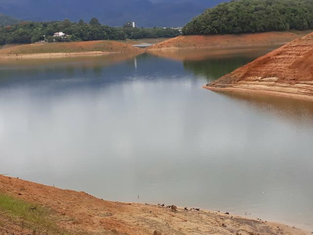 VENDO LINDA CHÁCRINHA DE 2.000m2° NA REPRESA DO CAPIVARI !!! - Foto 17