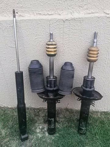 Amortecedor dianteiro golf sapao e audi a3