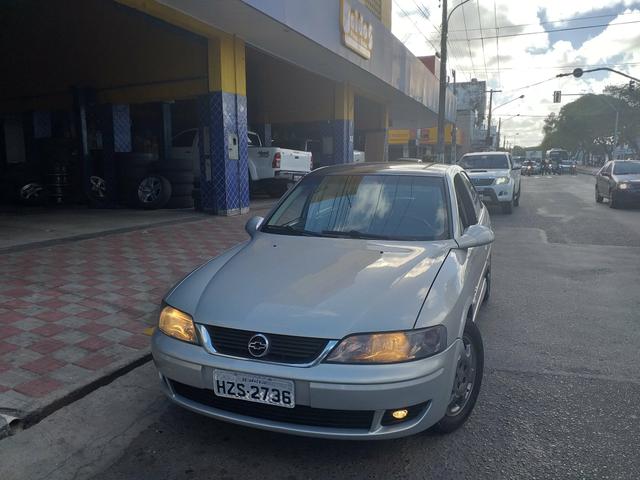 Vectra 2.2 elite automático 2005 a relíquia de Sergipe - Foto 2