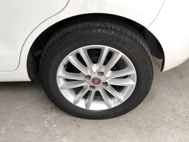 Fiat Palio Essence 1.6 16v 2015 Flex - Foto 15