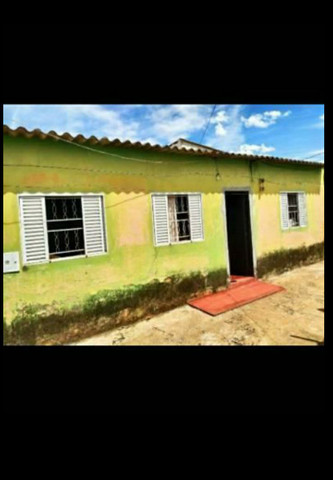 Vende-se Casa