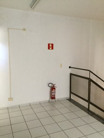 Alugo Sala Coml/Depósito c/ 290 m2 na R. Cuiabá no Alto Alegre - Cvel-PR - Foto 10