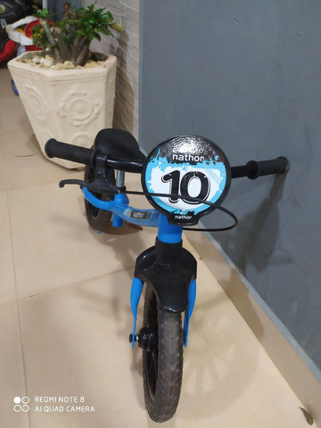 Bicicleta de equilíbrio infantil